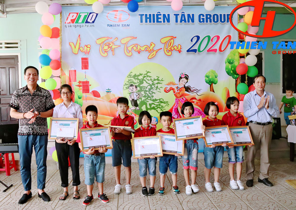 在富和孤儿院欢度2020年中秋节